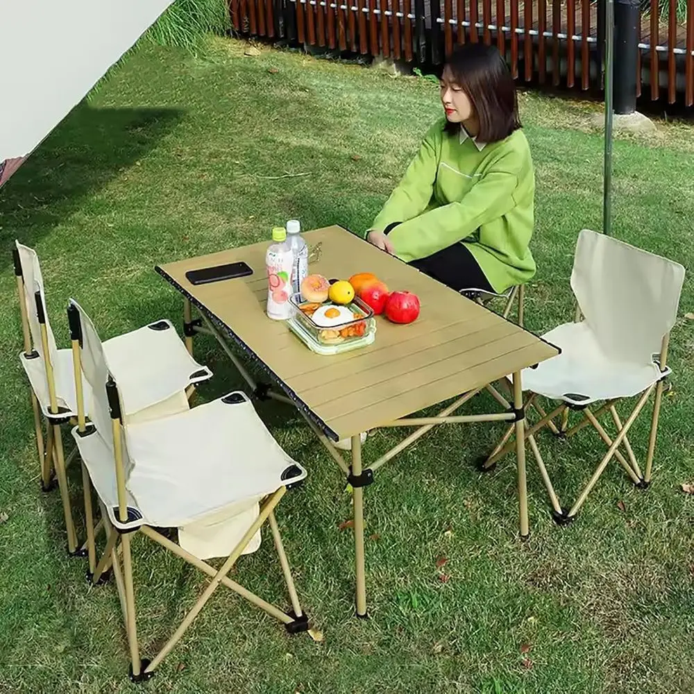 Outdoor Furniture Table And Chairs - طقم كراسي وطاولة للتخييم محمول مكون