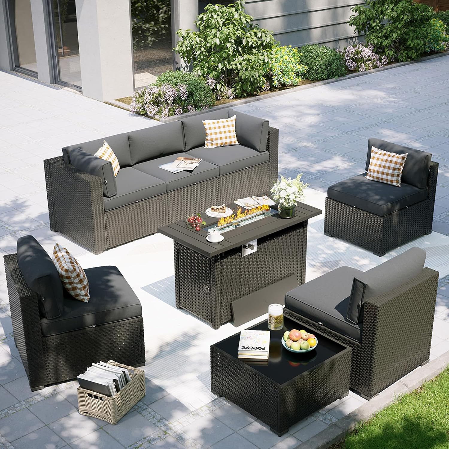 Outdoor Furniture With Fire Pit - طقم أثاث للفناء مع طاولة موقد