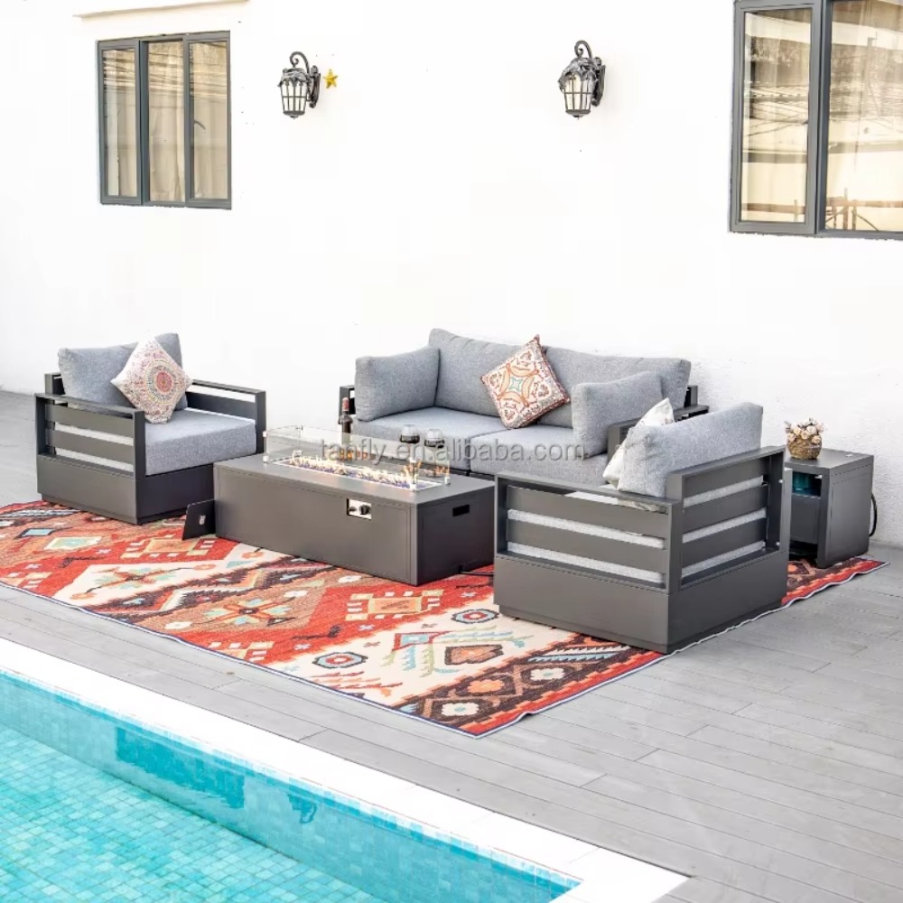 Outdoor Furniture With Fire Pit - طقم أثاث خارجي للفنادق والفلل، مجموعة