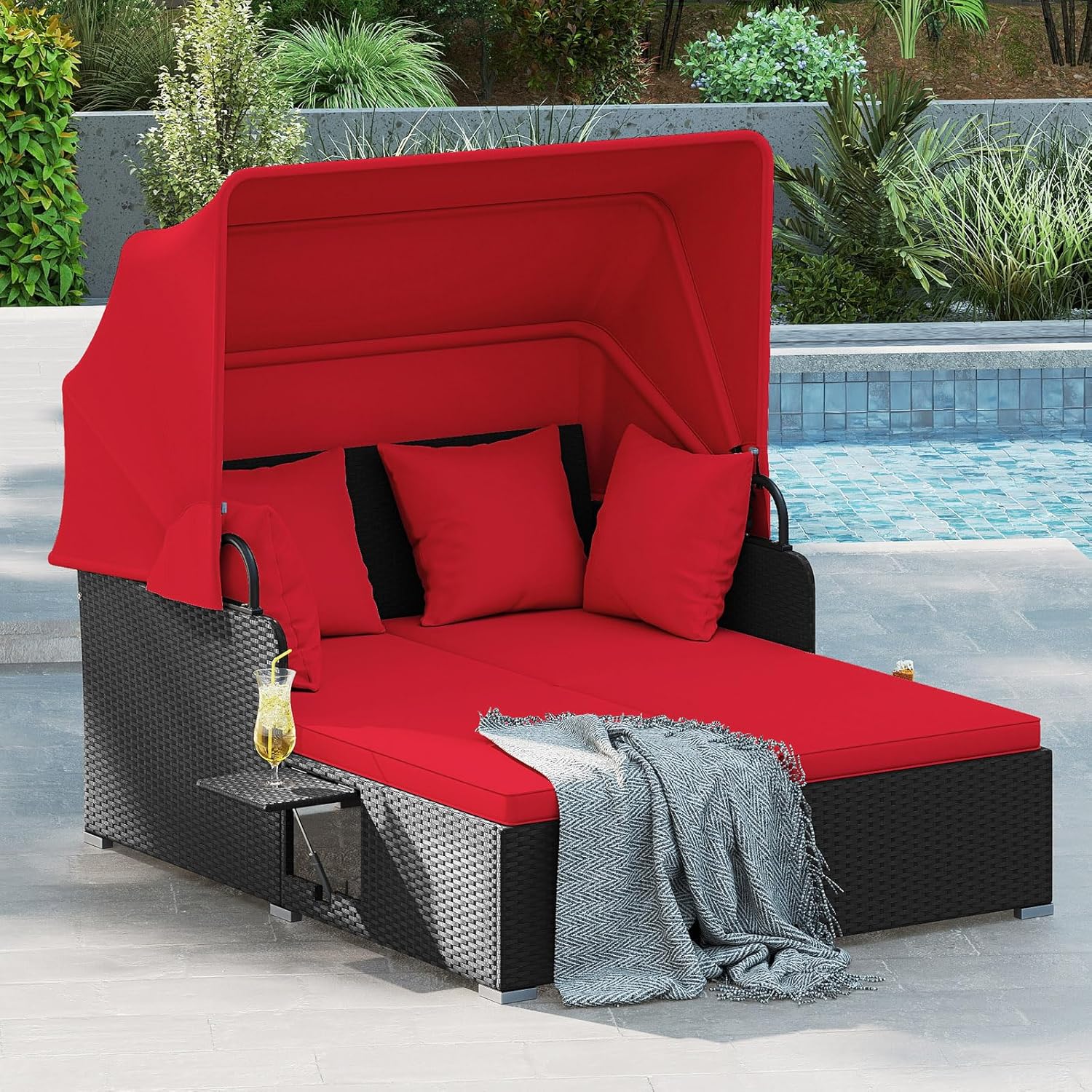 Outdoor Daybed Sofa - سرير نهاري خارجي من الروطان لشخصين